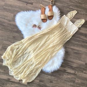 SOLD 🌹NWOT Free People Romance In The Air Lace Dress🌹